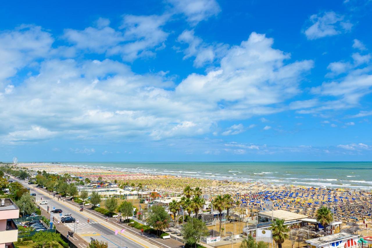Hotel Audi Frontemare Rimini Zewnętrze zdjęcie