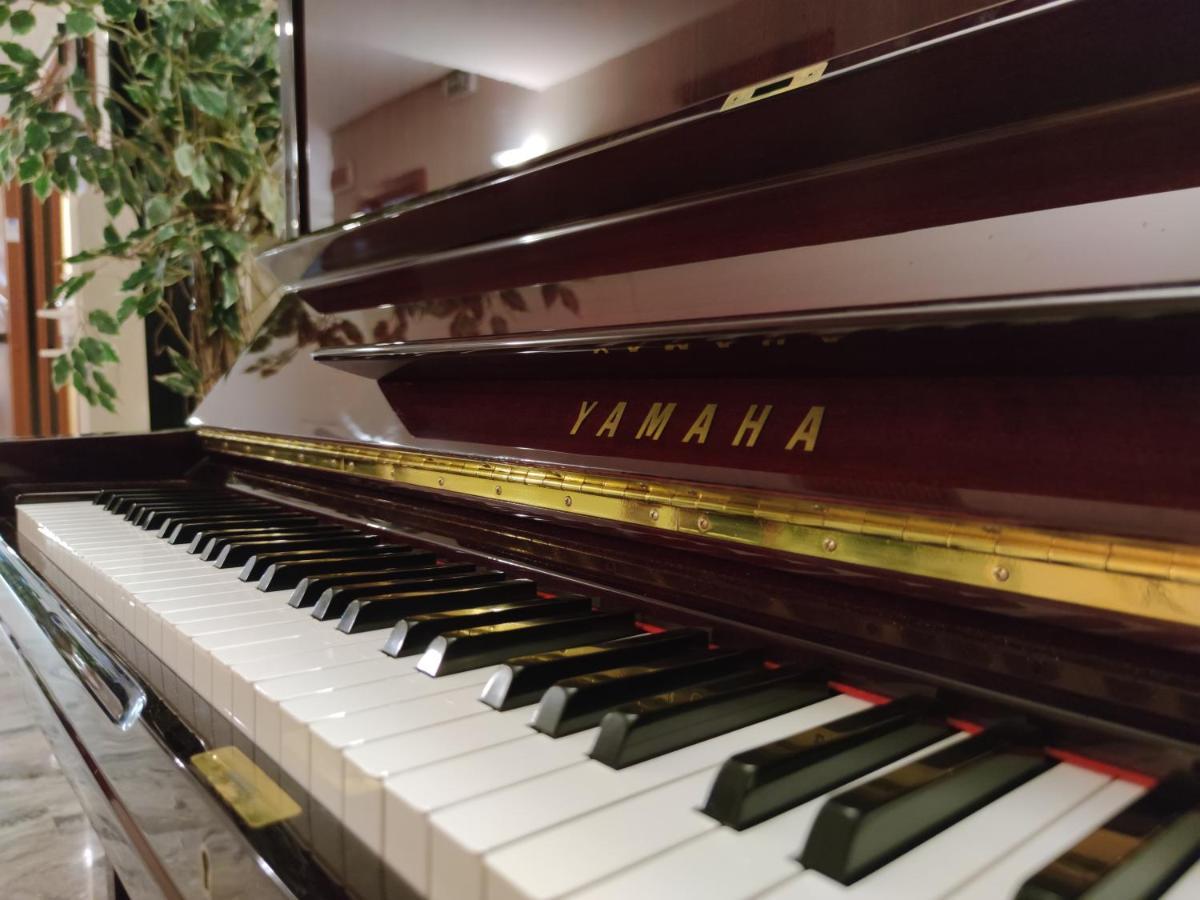 Hotel Audi Frontemare Rimini Zewnętrze zdjęcie