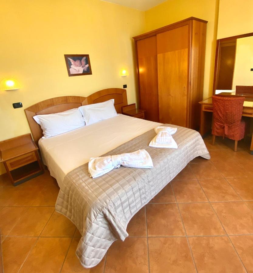 Hotel Audi Frontemare Rimini Zewnętrze zdjęcie